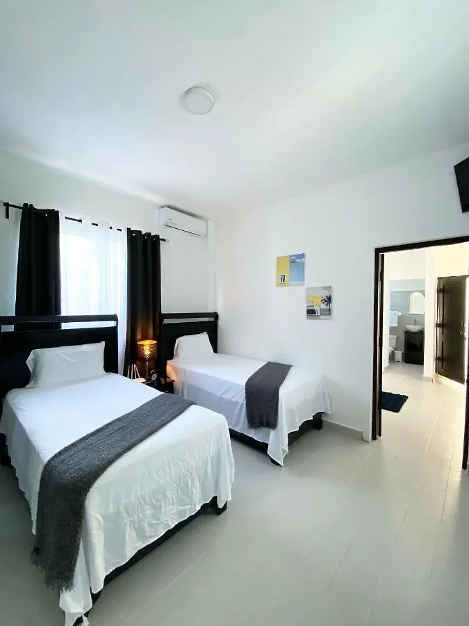 The White Rock Hotel B&B Los Conucos